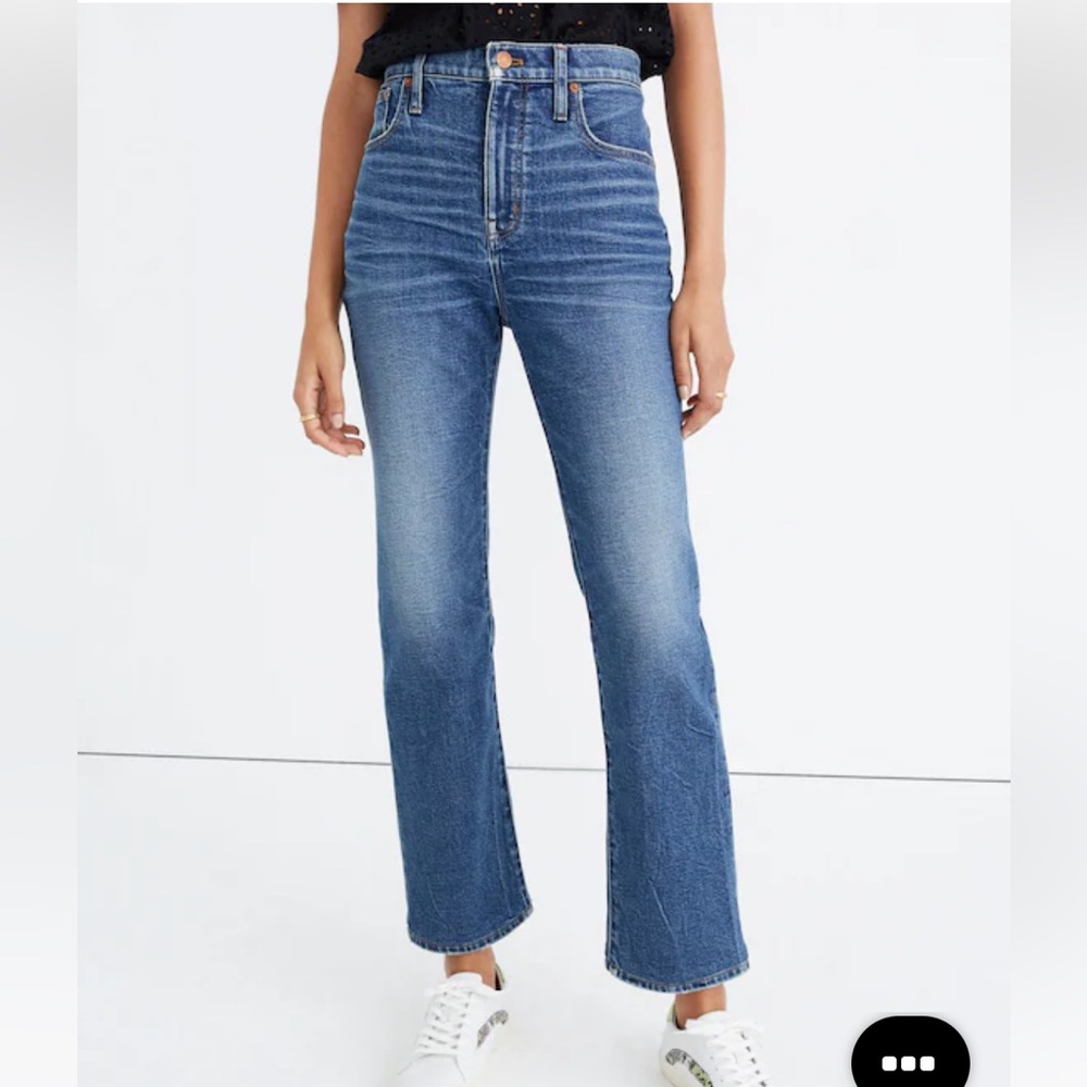 Madewell Slim Demi-Boot Jeans in Sundale Wash